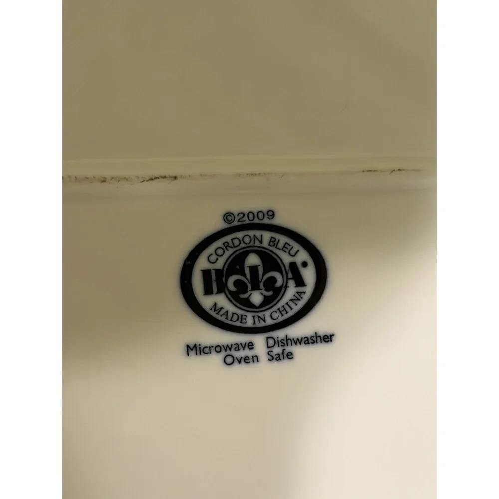 Cordon Bleu White Porcelain 14.5" x 9" Baking Dish Roaster Handles - Picture 3 of 6